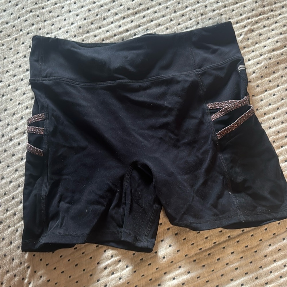 Fabletics motion 365 shorts